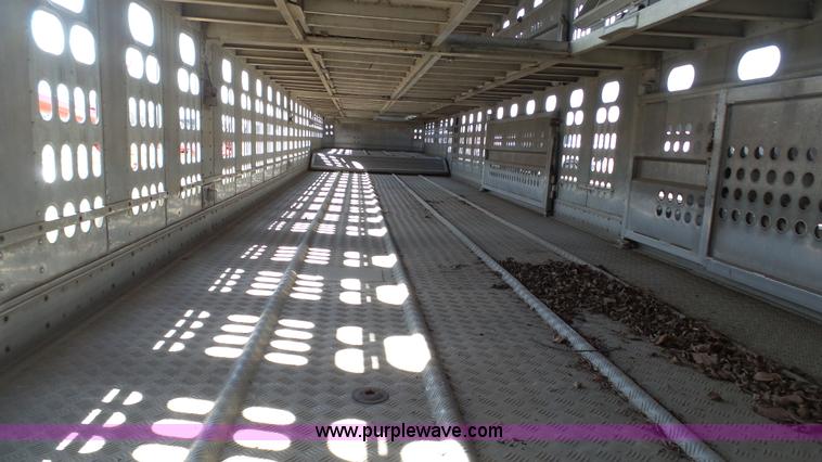 image for item J6266 1998 Barrett livestock trailer