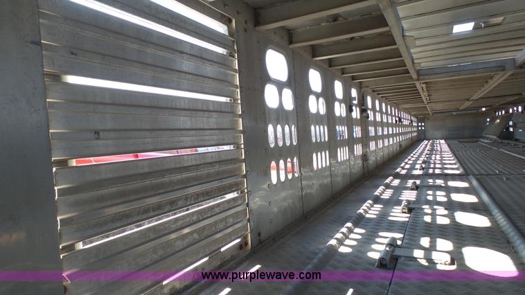 image for item J6266 1998 Barrett livestock trailer