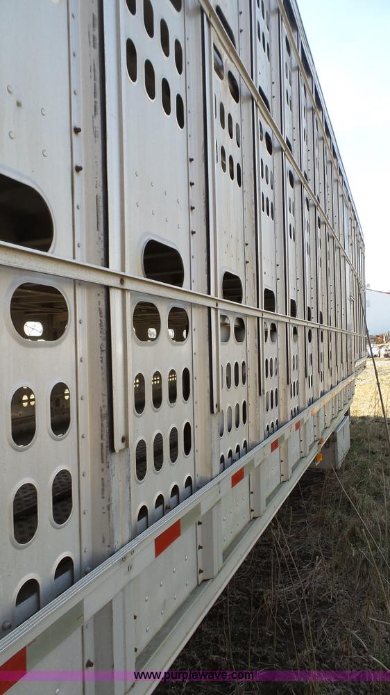 image for item J6266 1998 Barrett livestock trailer
