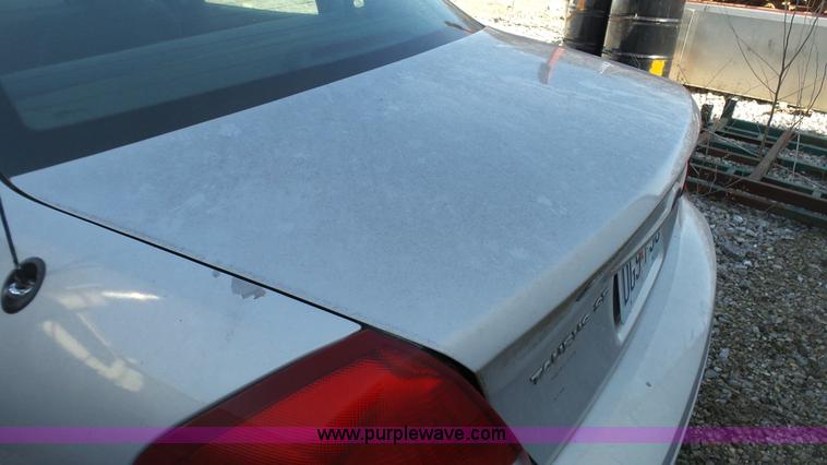 image for item J7252 2007 Ford Taurus SE