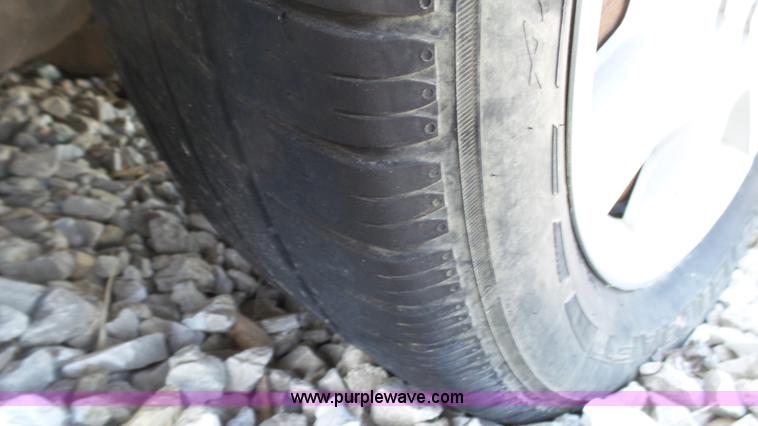 image for item J7252 2007 Ford Taurus SE