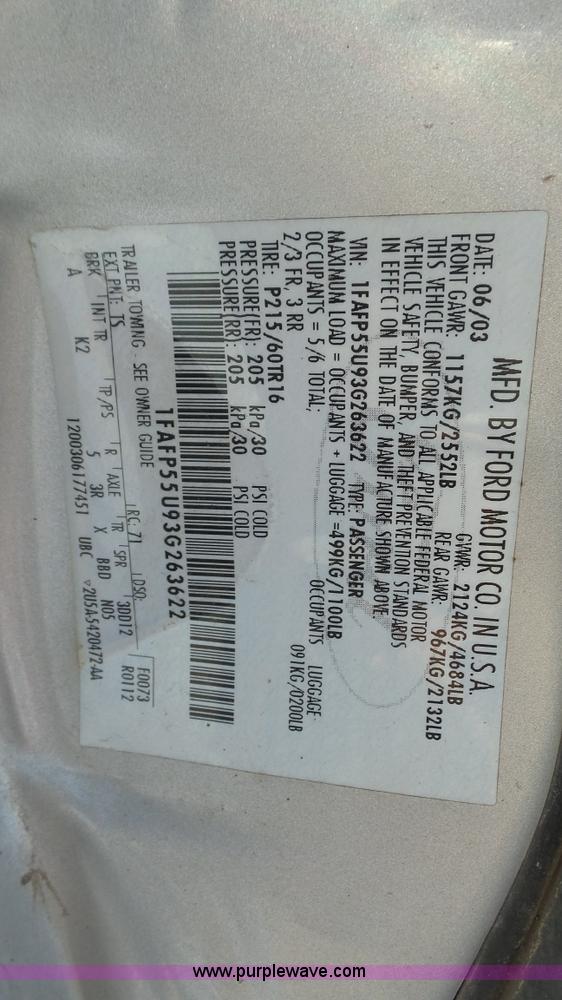 image for item J7255 2003 Ford Taurus SES