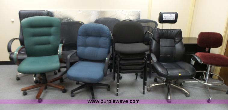 image for item J7506 Approximately 20 chairs