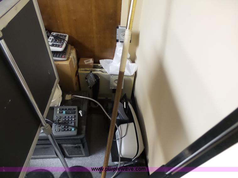 image for item J7507 Office supplies