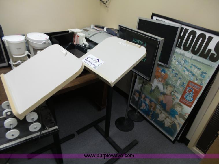 image for item J7507 Office supplies