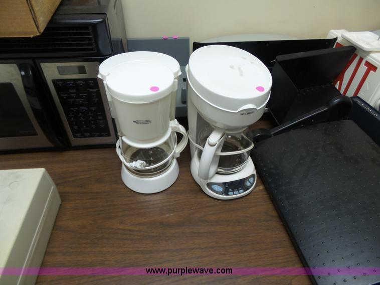 image for item J7507 Office supplies