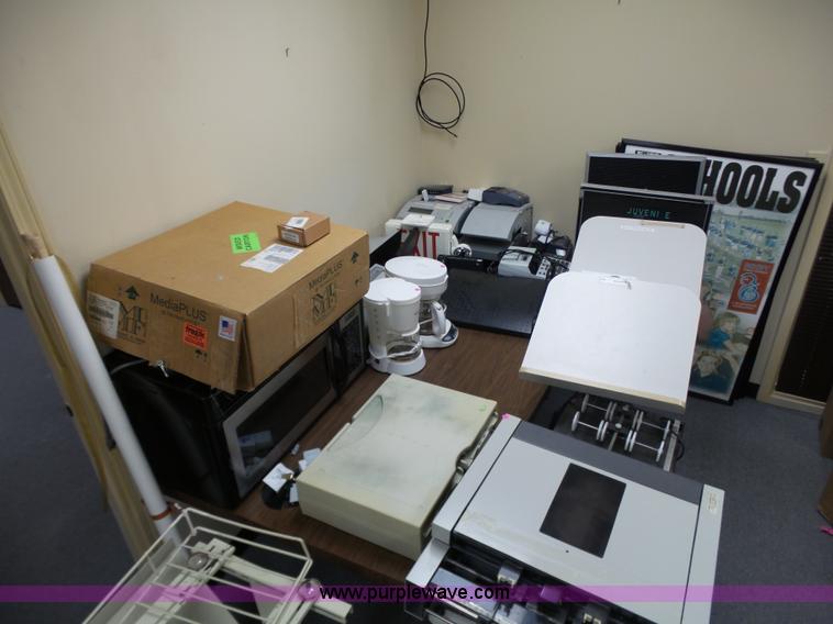 image for item J7507 Office supplies