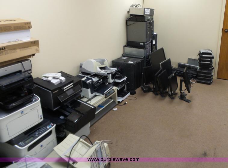 image for item J7508 Computer equipment