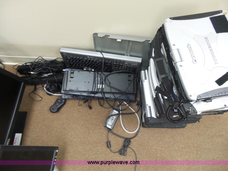 image for item J7508 Computer equipment