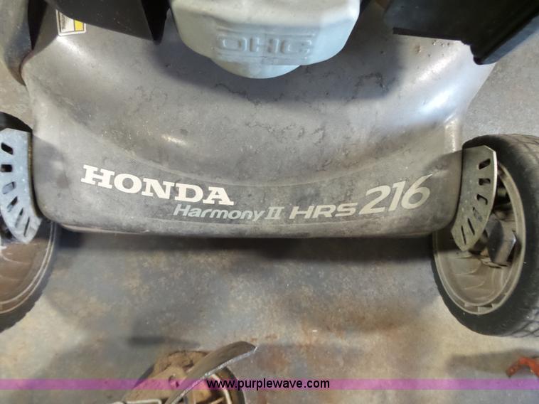 image for item J7509 Lawn and garden equipment