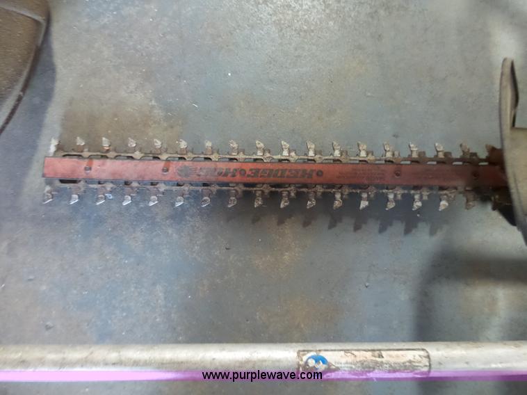 image for item J7509 Lawn and garden equipment