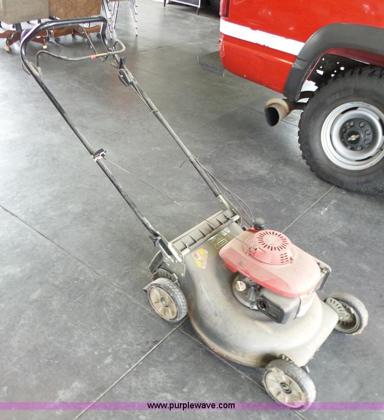 image for item J7509 Lawn and garden equipment