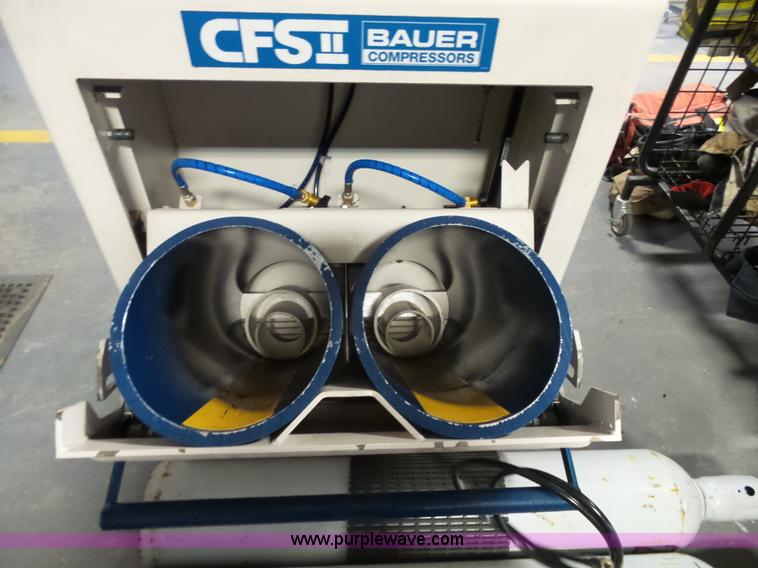 image for item J7510 2006 Bauer compressor dual tank filling station
