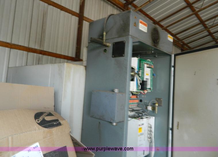 image for item J8983 1998 Cincinnati Arrow 750 FRO CNC vertical machine center