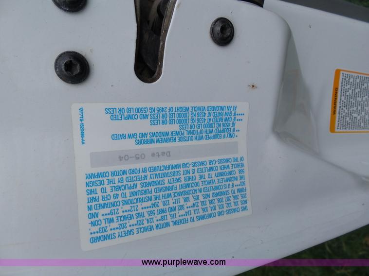 image for item K1332 2004 Ford F350 Super Duty dump flatbed pickup truck