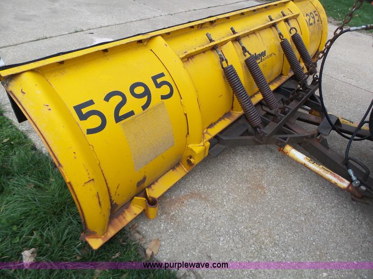 image for item K1332 2004 Ford F350 Super Duty dump flatbed pickup truck