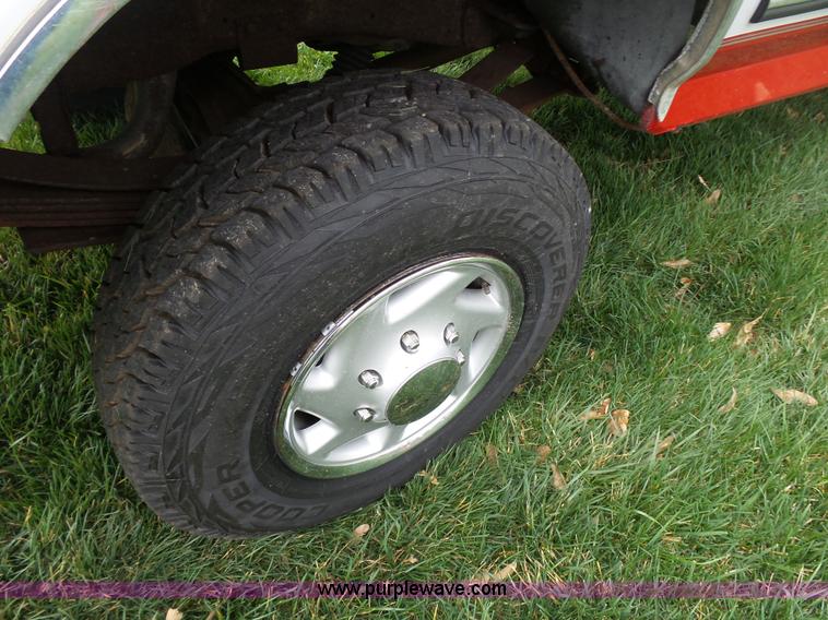 image for item K1334 1994 Ford F250 HD XLT pickup truck