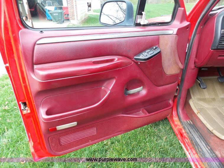 image for item K1334 1994 Ford F250 HD XLT pickup truck