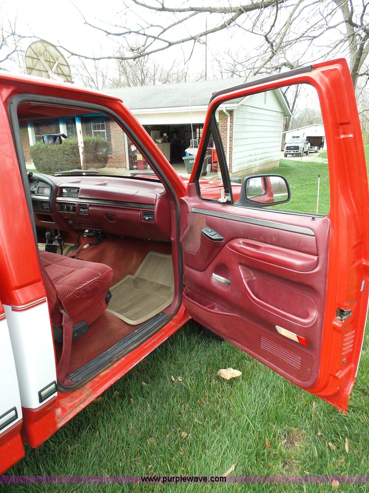 image for item K1334 1994 Ford F250 HD XLT pickup truck