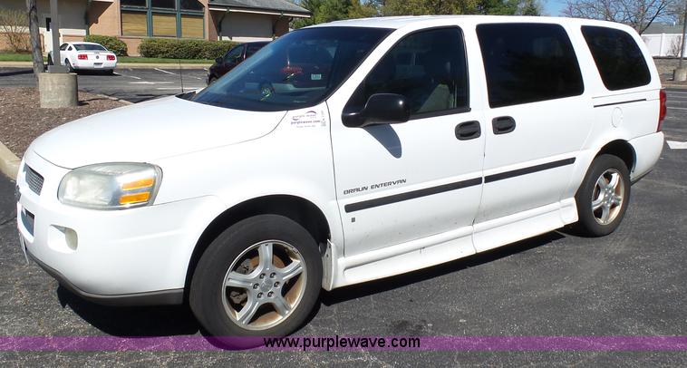 image for item K1359 2006 Chevrolet Uplander handicap accessible van