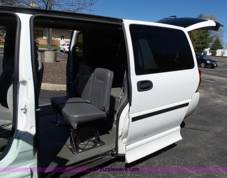 image for item K1360 2006 Chevrolet Uplander handicap accessible van
