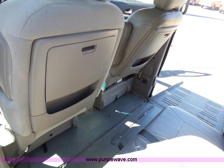 image for item K1360 2006 Chevrolet Uplander handicap accessible van