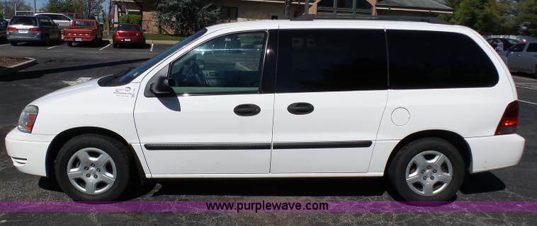 image for item K1361 2006 Ford Freestar SE van