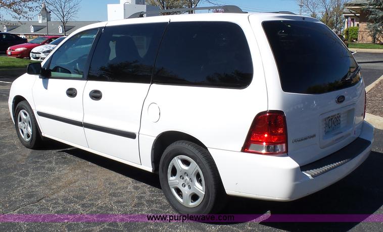 image for item K1361 2006 Ford Freestar SE van