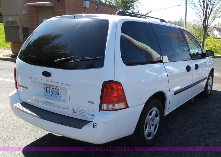image for item K1361 2006 Ford Freestar SE van