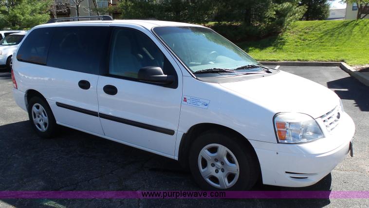 image for item K1361 2006 Ford Freestar SE van