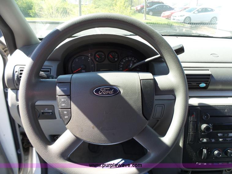 image for item K1361 2006 Ford Freestar SE van