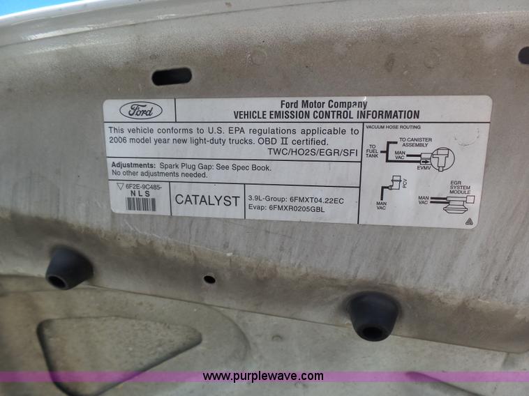 image for item K1361 2006 Ford Freestar SE van