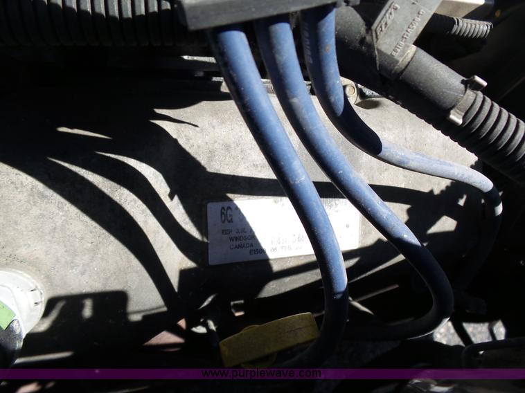 image for item K1361 2006 Ford Freestar SE van