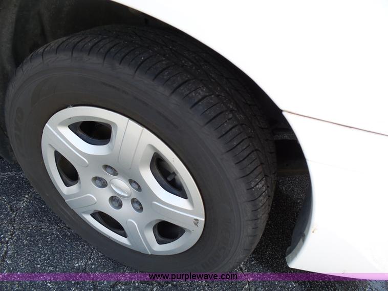 image for item K1361 2006 Ford Freestar SE van