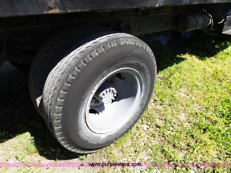 image for item K1385 1988 Chevrolet C70 flatbed truck