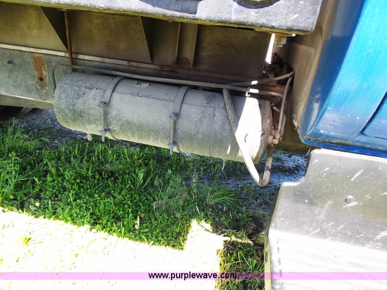 image for item K1385 1988 Chevrolet C70 flatbed truck