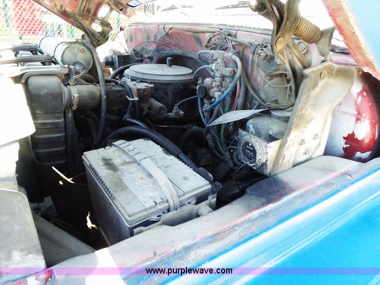 image for item K1385 1988 Chevrolet C70 flatbed truck