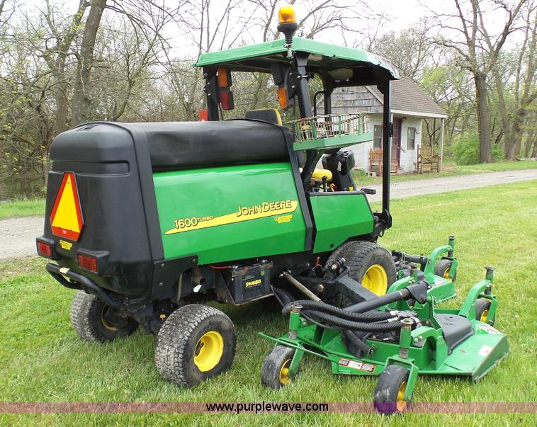 image for item K4184 John Deere 1600 Turbo lawn mower