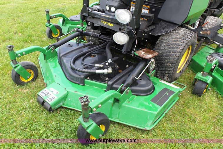 image for item K4184 John Deere 1600 Turbo lawn mower