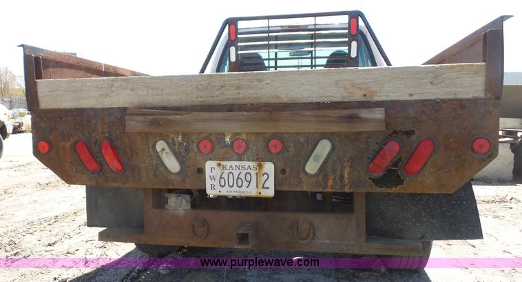 image for item K4506 2000 Ford F250 Super Duty flatbed pickup truck