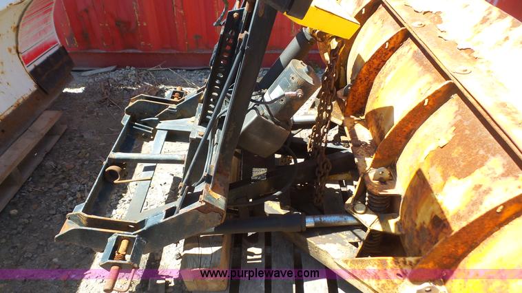 image for item K4506 2000 Ford F250 Super Duty flatbed pickup truck