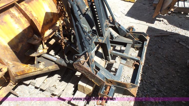 image for item K4506 2000 Ford F250 Super Duty flatbed pickup truck