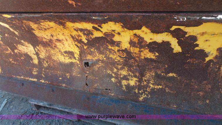 image for item K4506 2000 Ford F250 Super Duty flatbed pickup truck