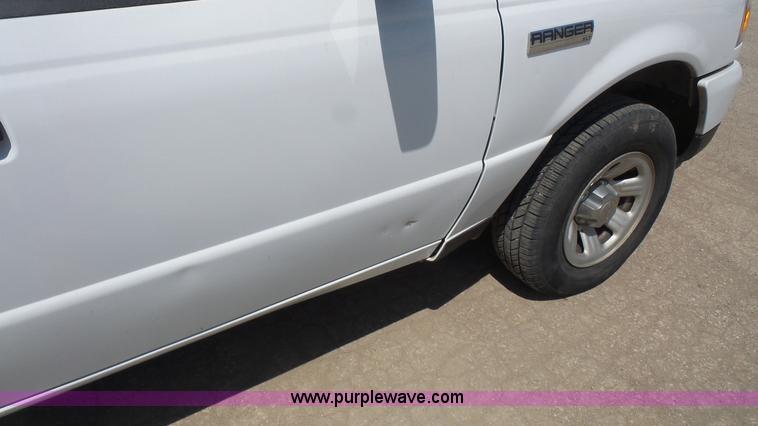 image for item K4512 2008 Ford Ranger SuperCab pickup truck