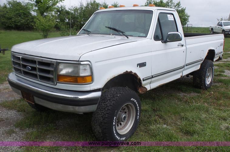 image for item K4518 1995 Ford F350 pickup truck