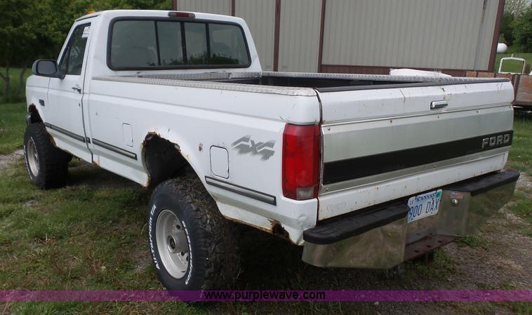 image for item K4518 1995 Ford F350 pickup truck