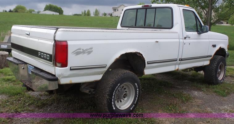 image for item K4518 1995 Ford F350 pickup truck