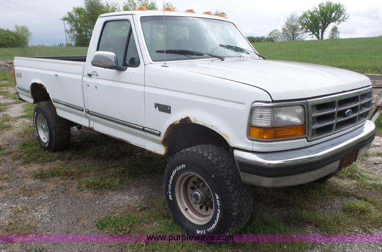 image for item K4518 1995 Ford F350 pickup truck
