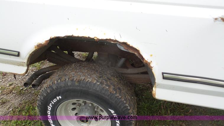 image for item K4518 1995 Ford F350 pickup truck