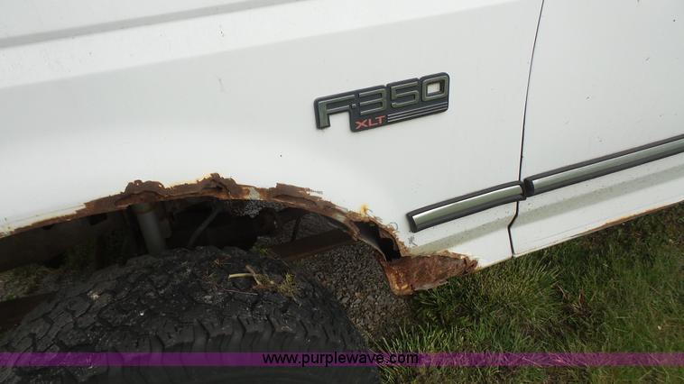 image for item K4518 1995 Ford F350 pickup truck